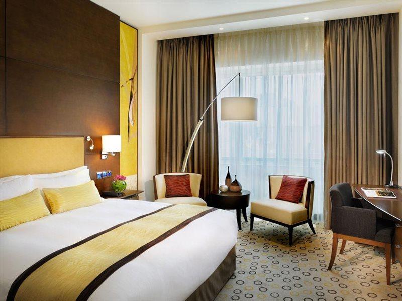 Asiana Hotel דובאי מראה חיצוני תמונה A room at the hotel