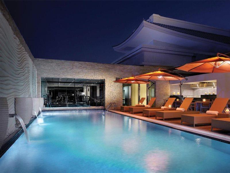 Asiana Hotel דובאי מראה חיצוני תמונה The swimming pool at the hotel