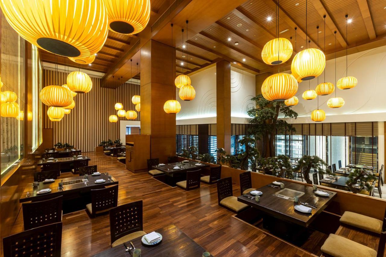 Asiana Hotel דובאי מראה חיצוני תמונה The restaurant