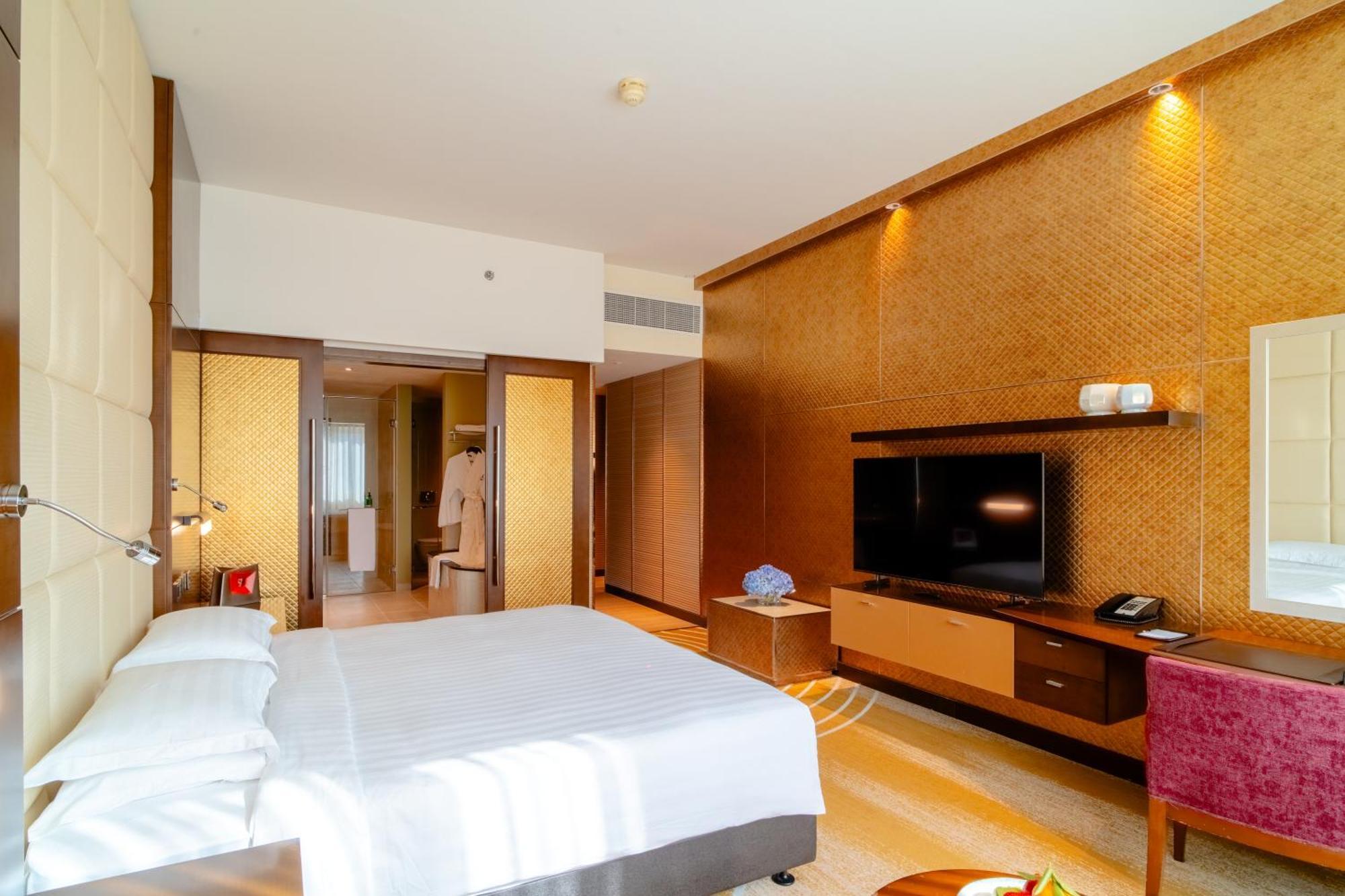 Asiana Hotel דובאי מראה חיצוני תמונה A room at the hotel